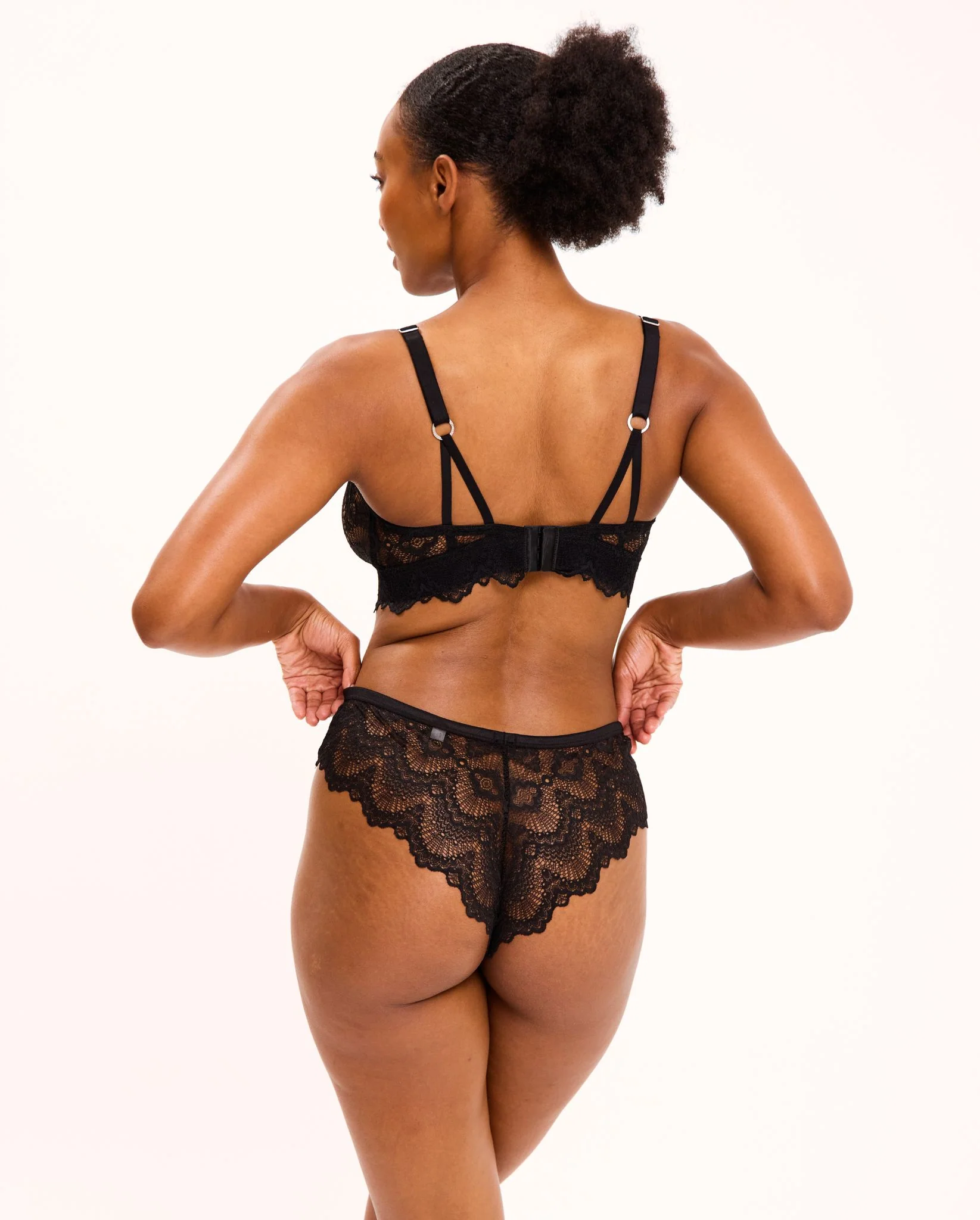 Lace Cheeky Black - Image 3