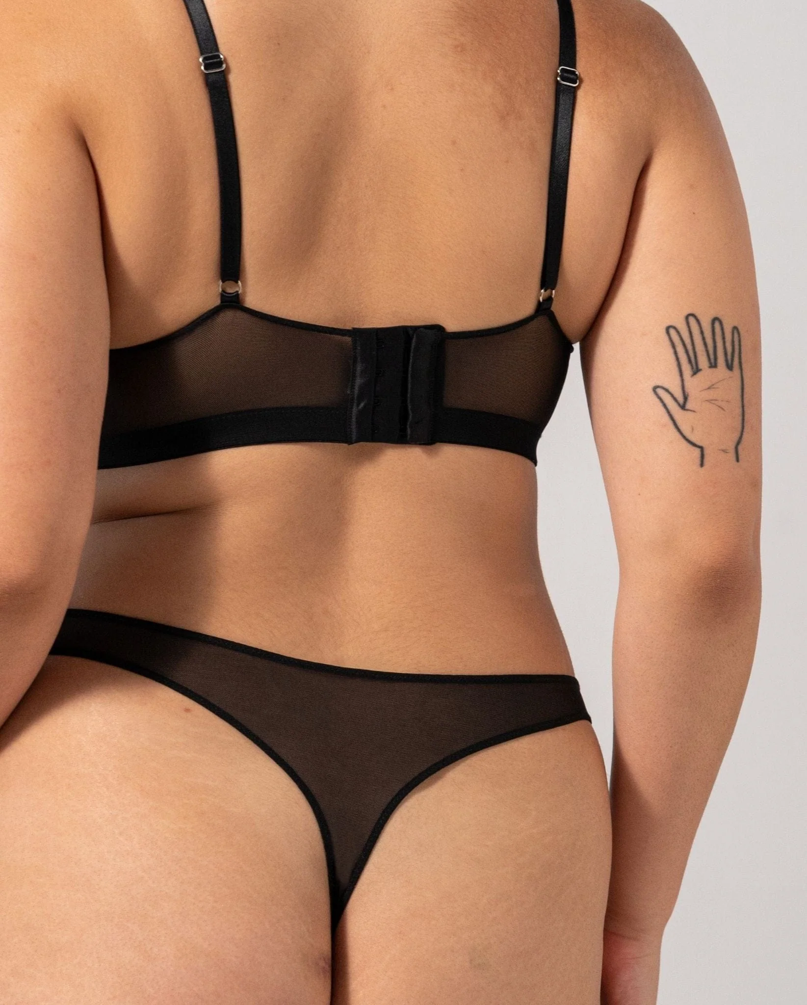 Mesh Balconette Black - Image 10