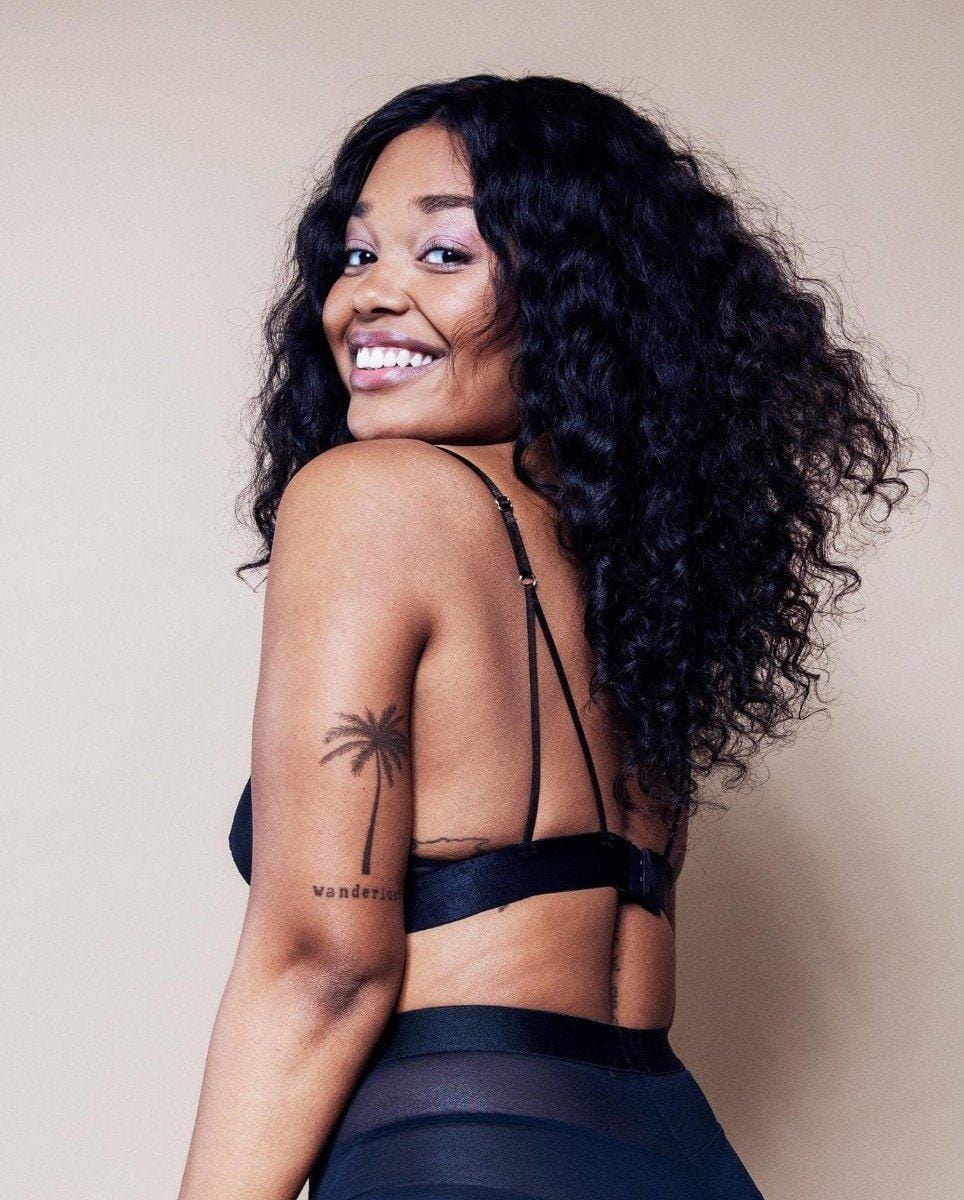 Mesh Triangle Bralette Black - Image 6