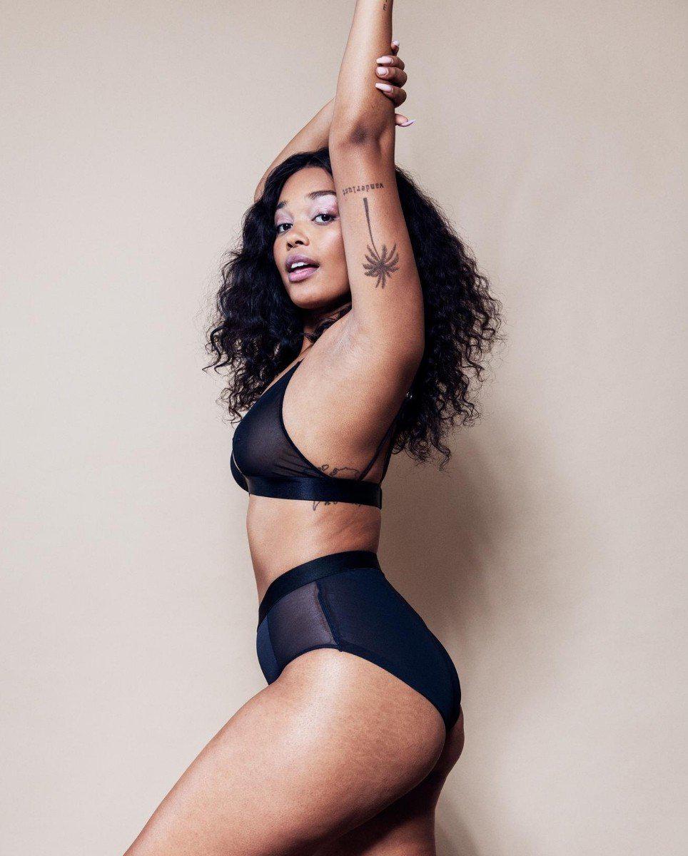 Mesh Triangle Bralette Black - Image 7